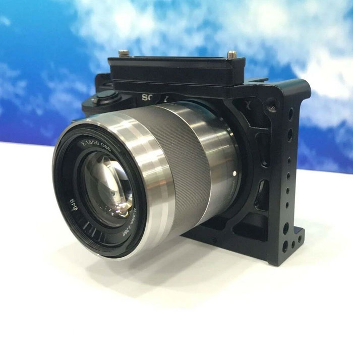 Shootvilla Camera Cage for Sony Alpha A6500 with Top Handle 15 mm rod Adapter - Image 6